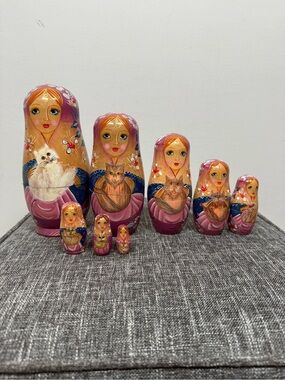 Vintage Hand-Painted Russian Matryoshka Nesting Dolls Cat Lady   set of 8